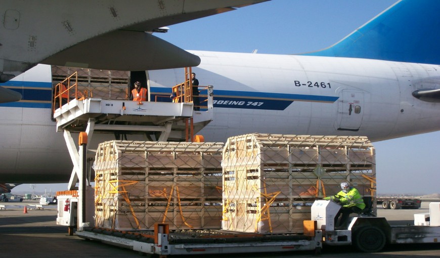 瑞金到美国空运公司